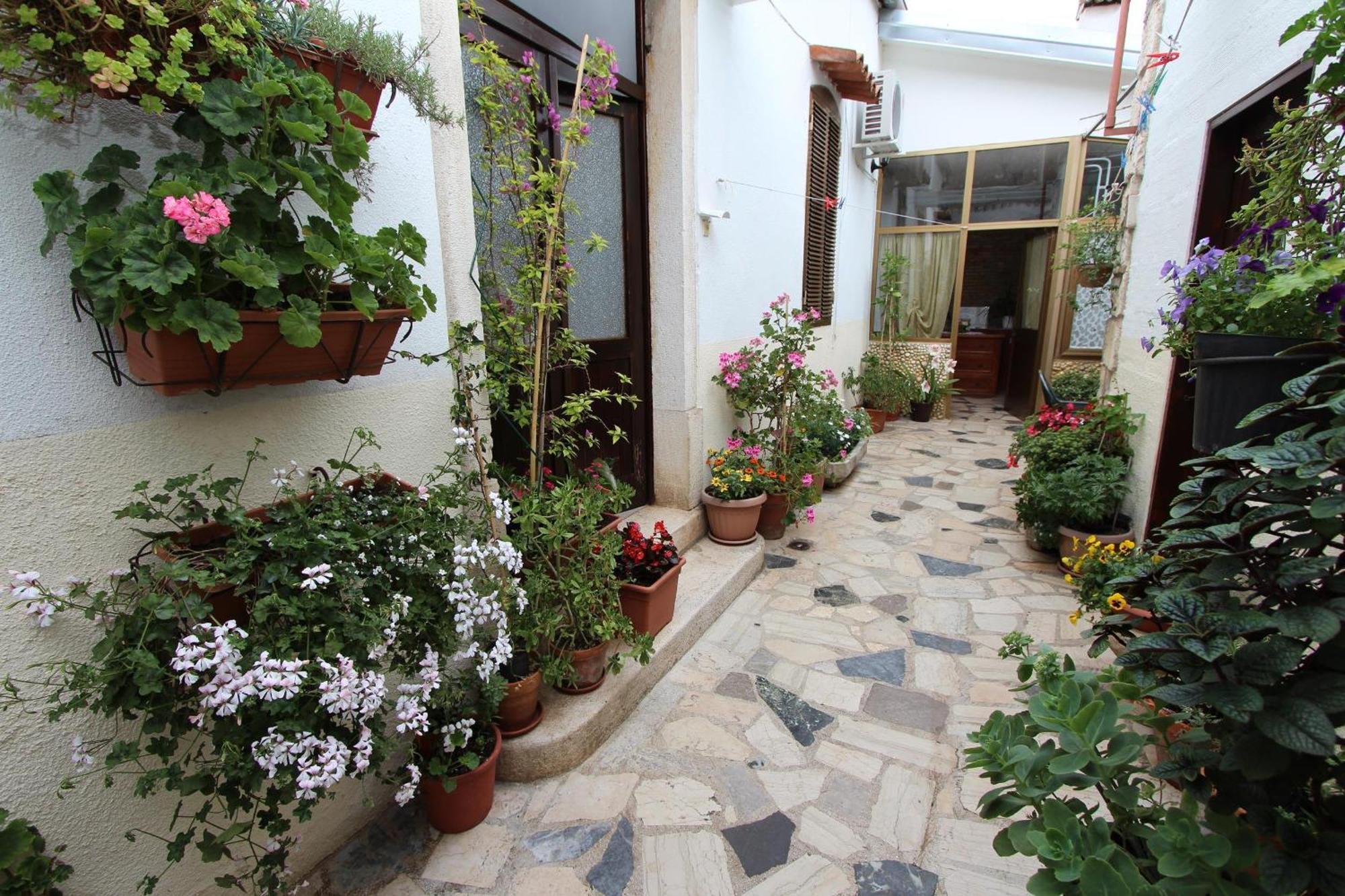 Apartment Riki โรวีน ภายนอก รูปภาพ