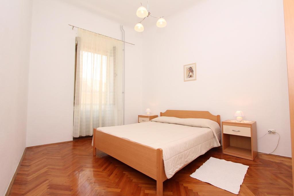 Apartment Riki โรวีน ภายนอก รูปภาพ